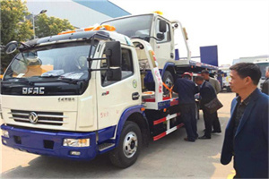 松岭汽车道路救援拖车价格